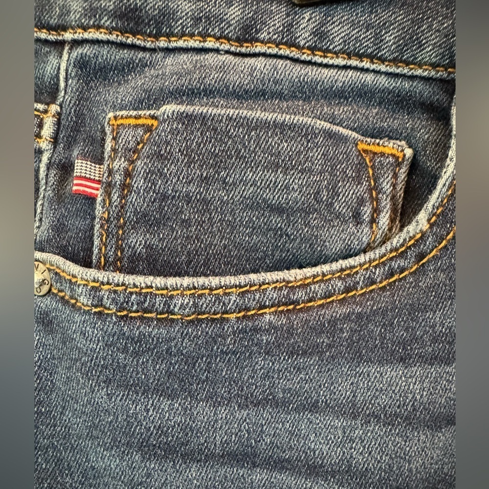 Vigoss Dark Blue Marley Cropped Straight Frayed Hem Jeans - Picture 2 of 9